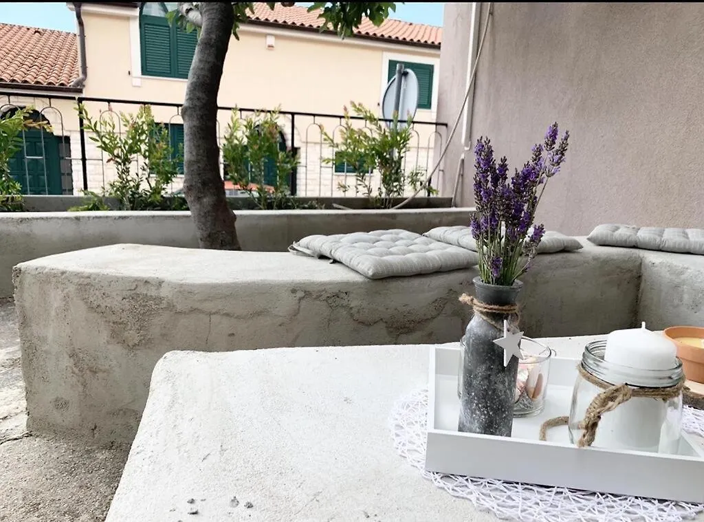 Apartmán Ra City Garden Suite Pula