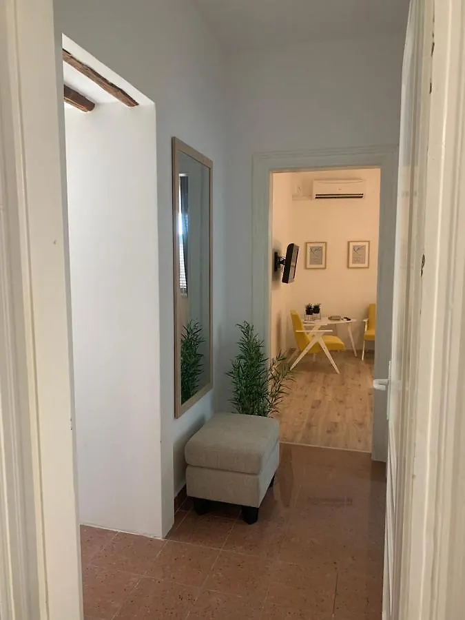 Ra City Garden Suite Pula 0*,  Croacia