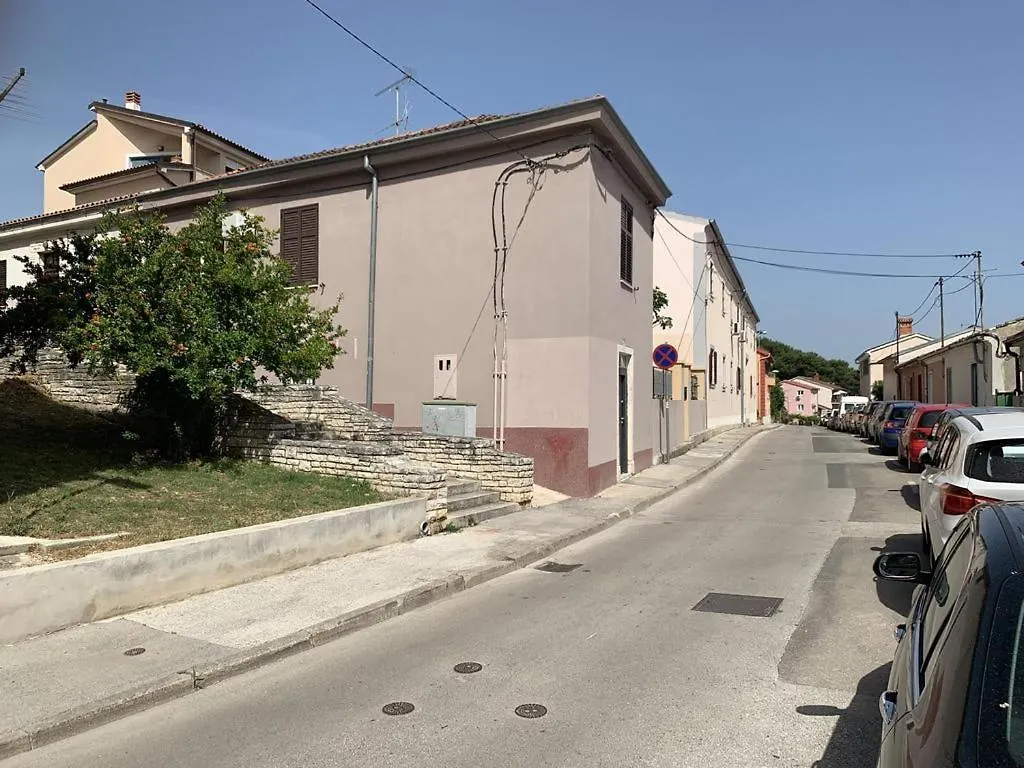 Ra City Garden Suite Pula Apartamento