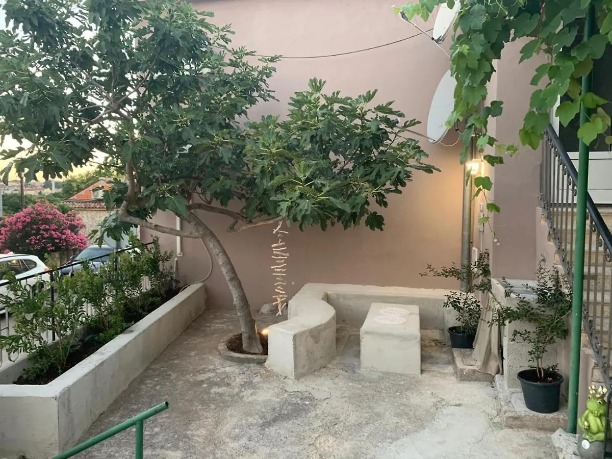 Ra City Garden Suite Pula
